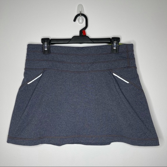 Athleta Gray and Green Relay Athletic 2 in 1 Skort - Picture 2 of 11